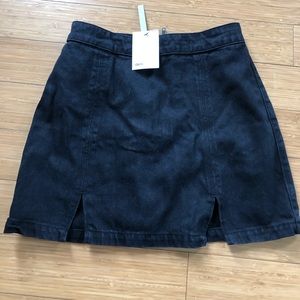 Black denim skirt (UK 10)